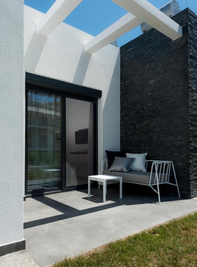 Ploumis Seaside Villas スタブロス エクステリア 写真