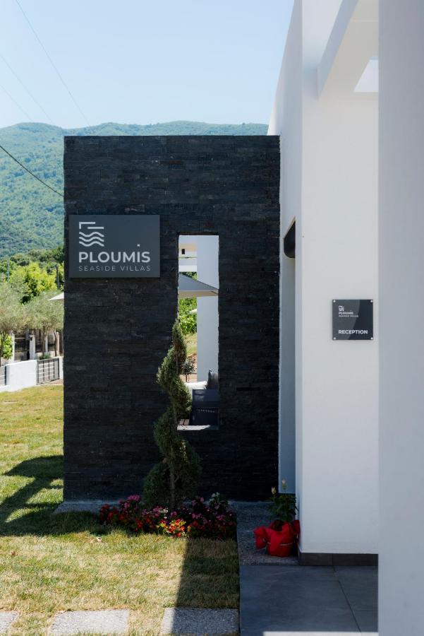 Ploumis Seaside Villas スタブロス エクステリア 写真